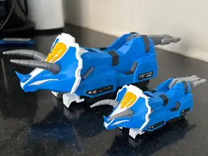 Triceratops Dinozord V.4 -  Power Rangers 