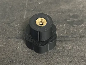 Pomello per dado in ottone m4