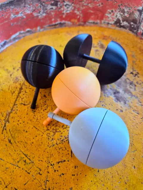 Split Sphere Spinning Top — Image 5 of 5