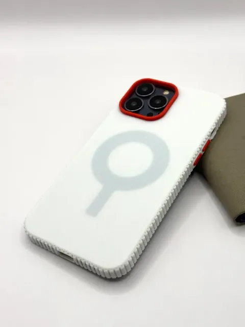 iPhone 13 Pro Max Zigzag Case Customizable Button — Фото 5 из 5