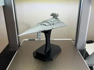 Star Wars Sternenzerstörer mit Standfuß