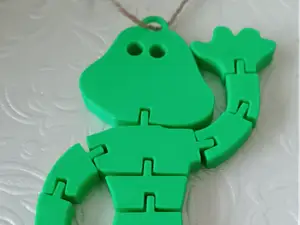 Friendly Frog – Articulated Waving Desk Buddy
