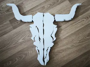 Bullhead zum Aufhängen - ca. 45x36 cm