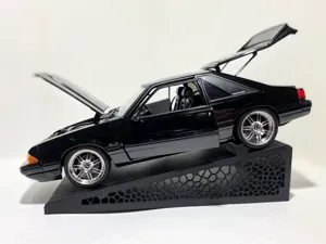 1:18 Diecast Model Car Stand - Voronoi Style