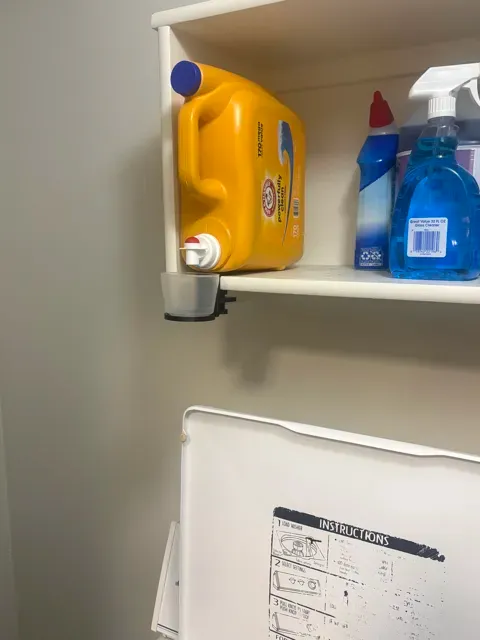 Laundry Detergent Cup Holder - Shelf Attachment — Фото 11 из 11