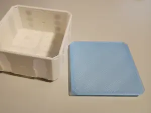 Multibin 2x2 click in / snap in lid remix