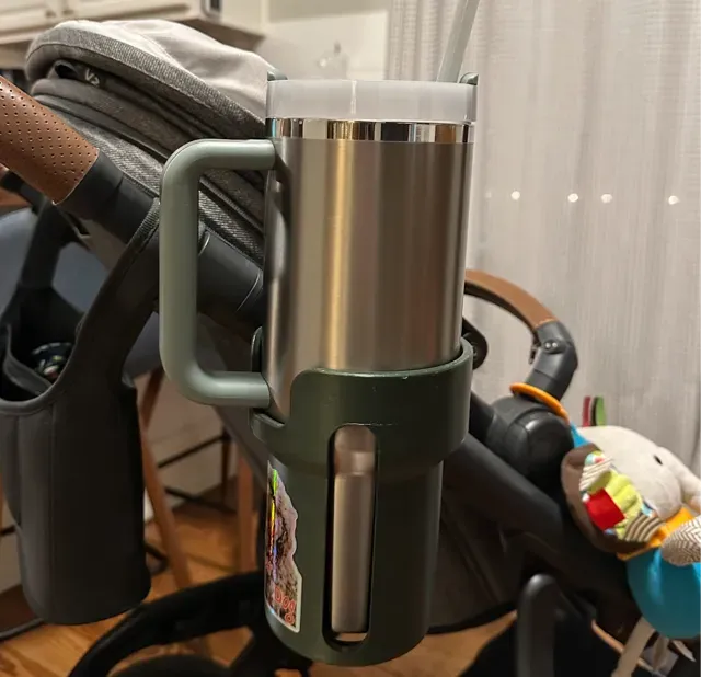 Uppababy Vista v2 + Nuna Trvl Stroller Cup holder