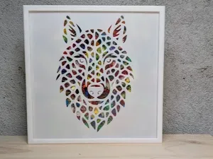 Pochoir Loup – Style Voronoï pour boîte à crottes
