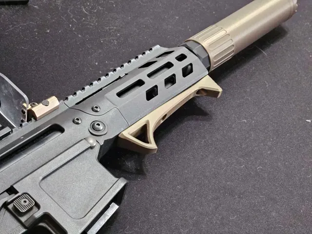 Airsoft Fang Foregrip for M-LOK Handguard — Image 6 of 6