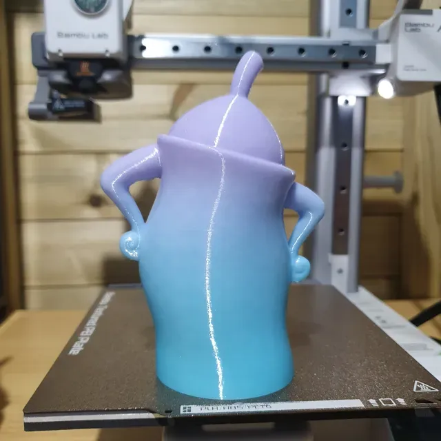 Sassy Vase — Image 2 of 3