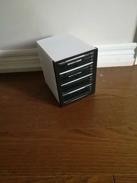 Stackable 4-Bay 3.5" HDD Storage NAS Case — Image 3 of 9