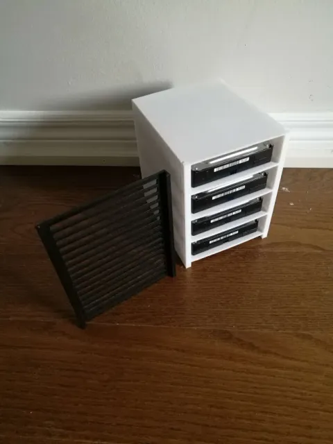 Stackable 4-Bay 3.5" HDD Storage NAS Case — Image 4 of 9