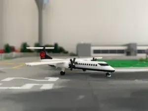 1:400 scale REMASTERED Dash-8 Q400