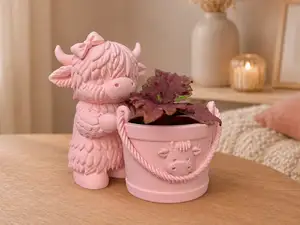 Highland Cow Planter Buddy girl
