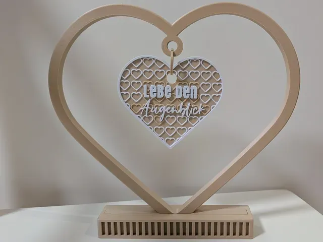 Heart Frame Decoration - Live in the Moment — Image 2 of 4
