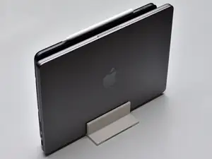 Ventilated stand for MacBook Pro and iPad Pro