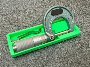 Gridfinity 1x3 Tray for 0-1" Mitutoyo Micrometer