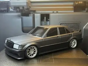 Mercedes-Benz 190E 