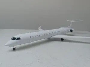 CRJ-900