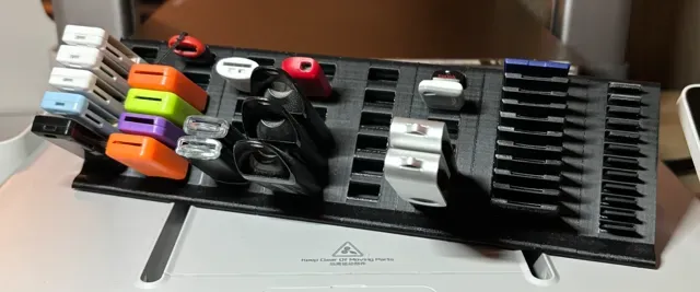 Modular Desktop Organizer for Micro-SD, SD and USB