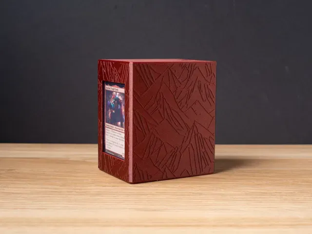 MTG Commander Deck Box Mountain 135 Double Sleeved — Фото 3 из 5