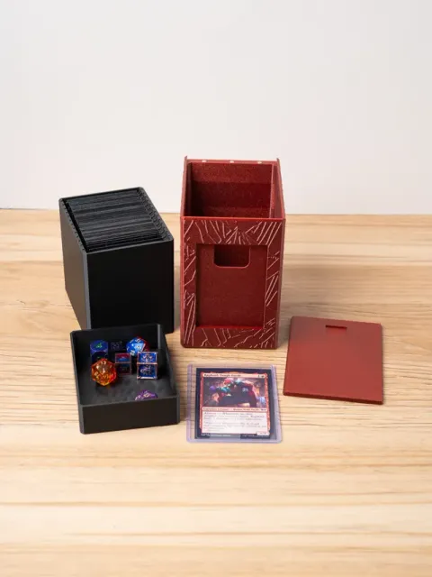 MTG Commander Deck Box Mountain 135 Double Sleeved — Фото 2 из 5