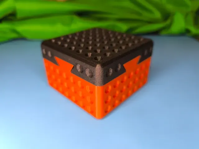 Secret locking Dovetail Box — Image 4 of 6