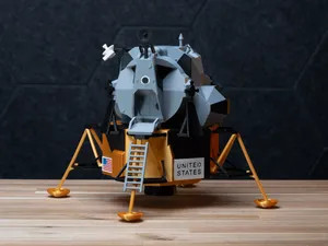 Lunar Lander Kit (No Support, No AMS, No Glue)