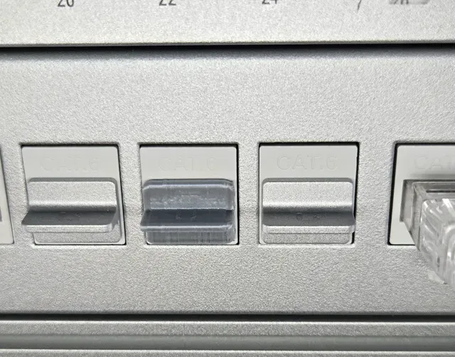 Unifi RJ45 Plug / Dust Cover — Фото 4 из 4