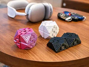 Triangle Infinity Cube (print in place)
