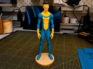 Invincible – Mark Grayson Stylized Figure