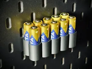 AA Battery Holder – Skadis