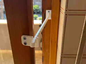 Window+lock, Window/door limiter