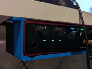 Focusrite Scarlett Solo 4th Gen under desk mount