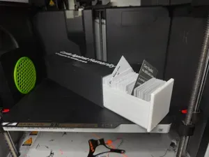 Cards against humanity box (diy edition)