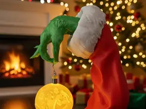 Grinch Hand