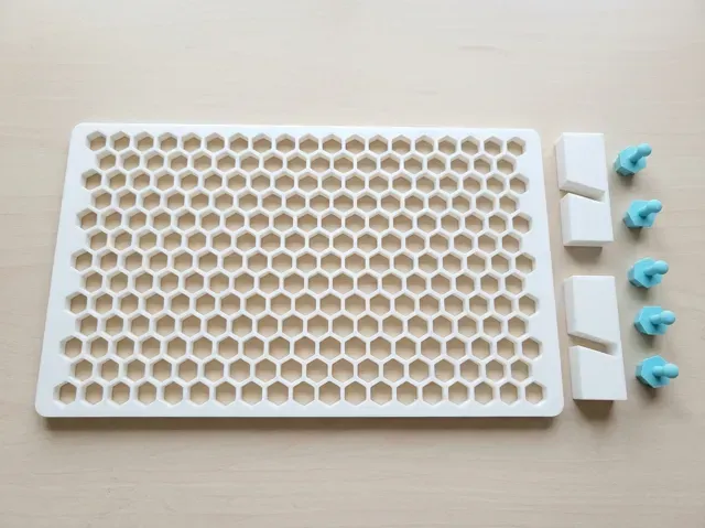Honeycomb Wall Key Rack【Customizable】 | Snap Pegs — Фото 4 из 7