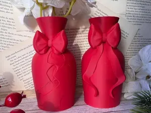 Dekorative Vase mit Schleifen-Design