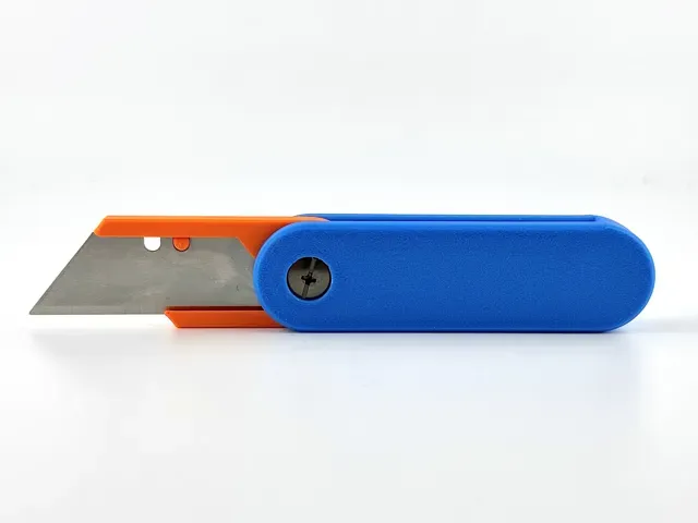 Folding Utility Blade - Safety Version (tutorial) — Image 6 of 7