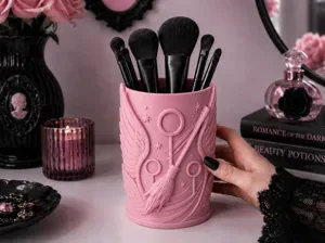 Goth Harry Potter Quidditch Brush Pen Holder