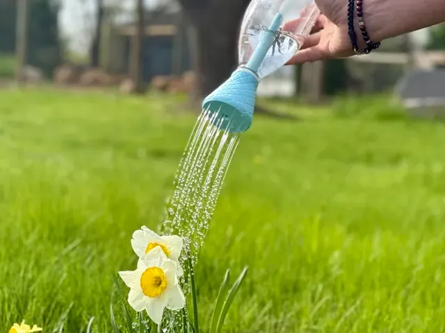 Gentle Watering Bottle Adapter — Фото 3 из 3