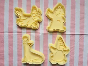 Bumba Set Cookie Cutter Playdoh Circus Clown Kiwi