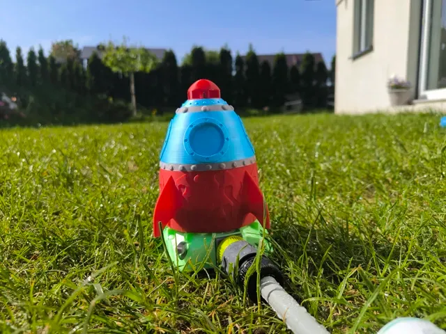 Sprinkler Rocket — Image 9 of 13