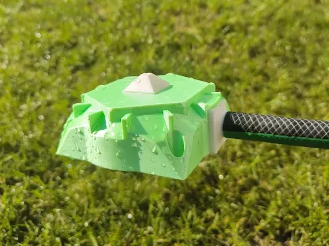 Sprinkler Rocket — Image 10 of 13
