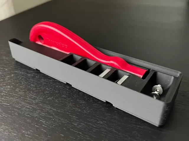 Woodpecker Mini Scraper Gridfinity Organizer — Image 7 of 7
