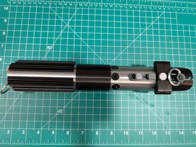 Darth Vader DV6 Stunt Lightsaber - EP6 — Фото 10 из 13