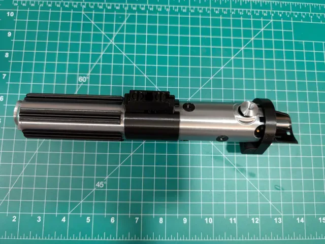 Darth Vader DV6 Stunt Lightsaber - EP6 — Фото 11 из 13