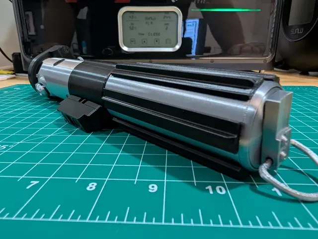 Darth Vader DV6 Stunt Lightsaber - EP6 — Фото 2 из 13