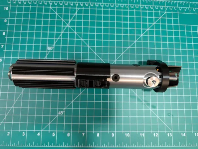 Darth Vader DV6 Stunt Lightsaber - EP6 — Фото 12 из 13