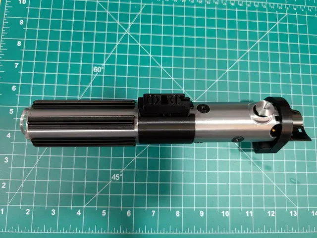 Darth Vader DV6 Stunt Lightsaber - EP6 — Фото 4 из 13